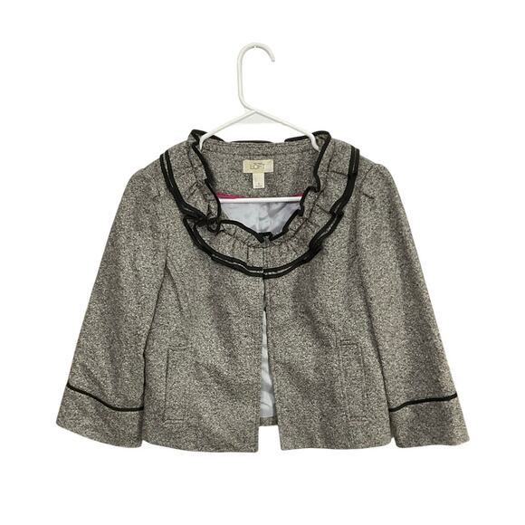 Ann Taylor LOFT Jackets & Blazers - Ann Taylor LOFT Womens Gray Black Ruffle Trim Wool Blend Crop Jacket 6 Small